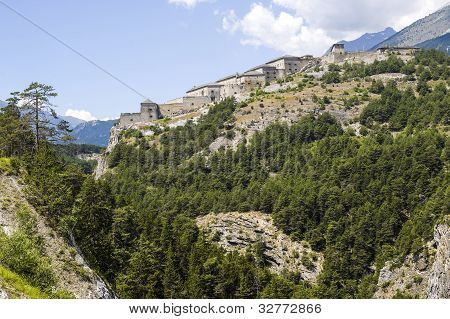 Fortaleza perto Modane