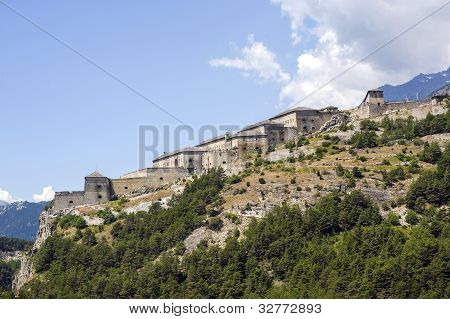 Fortaleza perto Modane