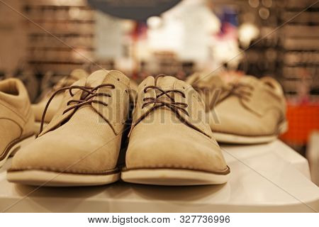 Lots Of Modern Shoes In Shoe Store In The Mall At Teg