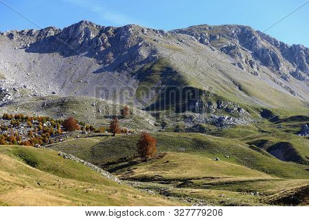 National Park Of Abruzzo, Lazio And Molise - A View Of The Mountains On The Meta Mountains