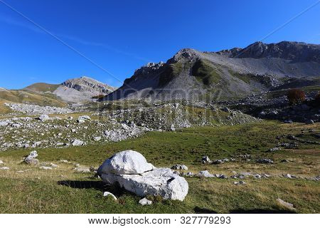 National Park Of Abruzzo, Lazio And Molise - A View Of The Mountains On The Meta Mountains