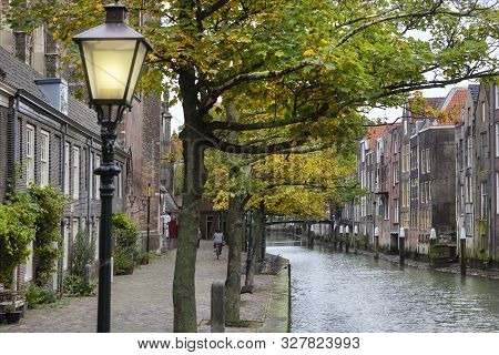 Historic Canal Houses Along The Voorstraathaven And A Lamppost In Dordrecht In The Netherlands