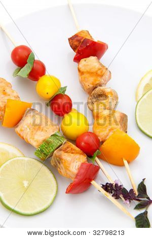 Laks og vegetabilske spyd