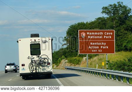 Kentucky, U.s.a - June 16, 2021 - An Rv On The Highway Near The Exit Into Mammoth Cave National Park