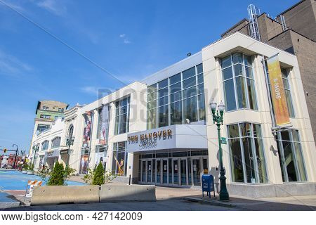 Worcester, Ma, Usa - Jul. 27, 2020: Hanover Theatre At Franklin Square At 2 Southbridge Street At Ma
