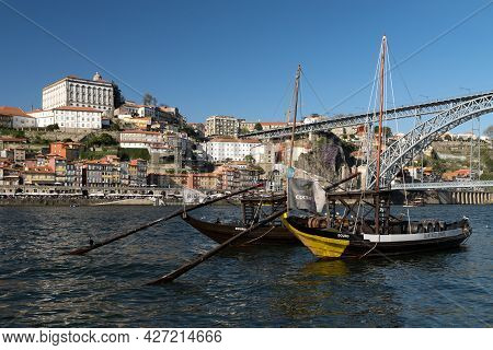 Porto, Portugal - March 17, 2017: View Of The City Of Porto Since Aldeia Nova With The Luis I Bridge