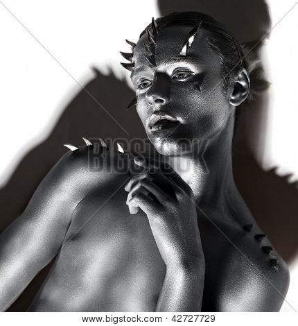 Hombre guapo joven fantasía. Arte. Negro & blanco retrato