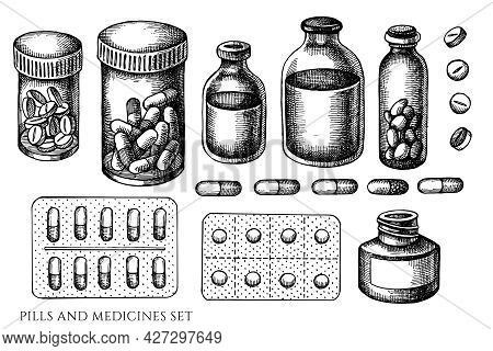 Vector Set Of Hand Drawn Black And White Pills And Medicines Stock Illustration