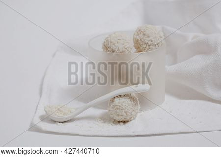 Round White Sweets In Coconut Flakes, Homemade Desserts, Rafaello Sweets,