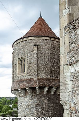 Hunedoara, Transylvania, Romania -  May 31, 2021:  One Of The Towers Of The Hunedoara Castle, Also K