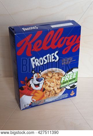 Battle Creek - Circa July 2021: Kellogg's Box Of Frosties
