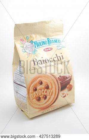 Manila, Ph - July 22 - Barilla Mulino Bianco Baiocchi Cookie With Hazelnut And Cocoa Cream On July 2
