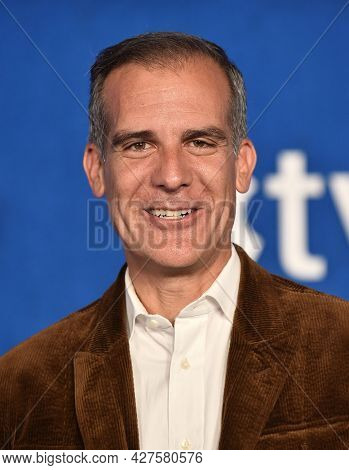LOS ANGELES - JUL 15: Mayor Eric Garcetti arrives for the Ted Lasso Season 2 Premiere on July 15, 2021 in West Hollywood, CA