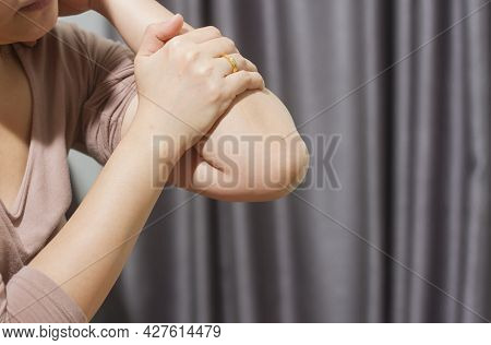 Guillain Barre Syndrome Is A Neuromuscular Disease That Causes The Muscles To  Acute Flaccid Paralys