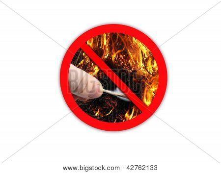Sign forbidding to make fire