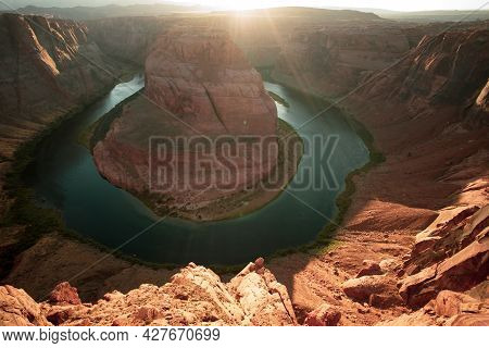 Horseshoe Band On Grand Canyon. Arizona Horseshoe Bend Of Colorado River In Grand Canyon.