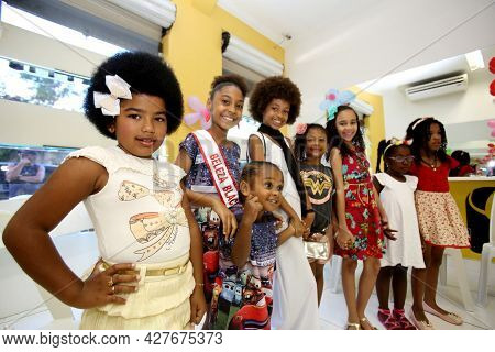 Black Etina Children In Salvador