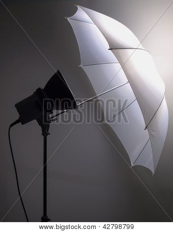 Light sateenvarjo