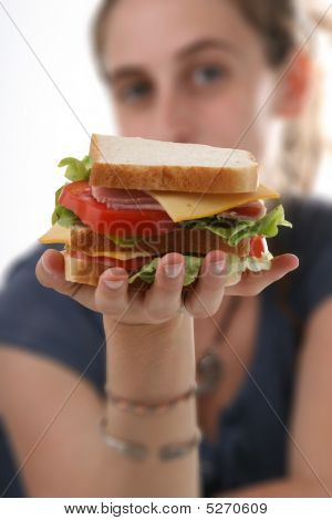 Panino In mano di donna