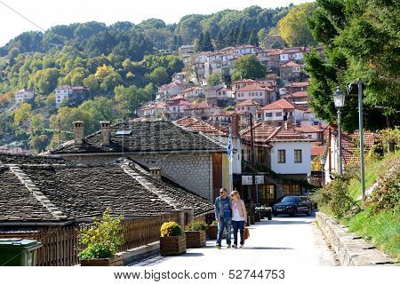 Metsovo Village, Greece-october 11: The Tourists Enjoing Their Vacation In Metsovo Village On Octobe