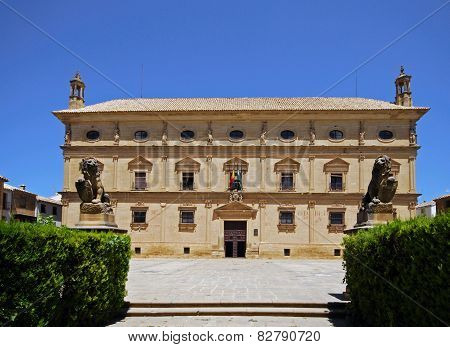 Chains Palace, Ubeda.