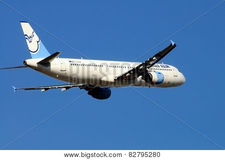 Aigle Air Airbus A321.