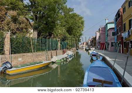 Burano waterstreet