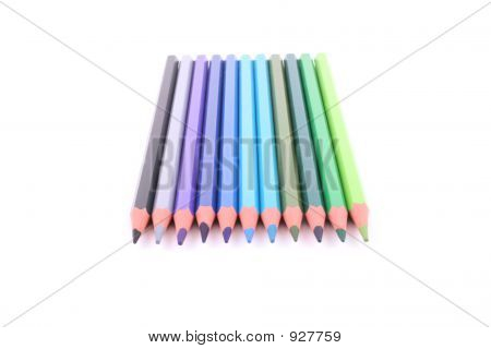 ดินสอสีมีสีสันสวยงาม