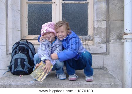 Sisters In Paris