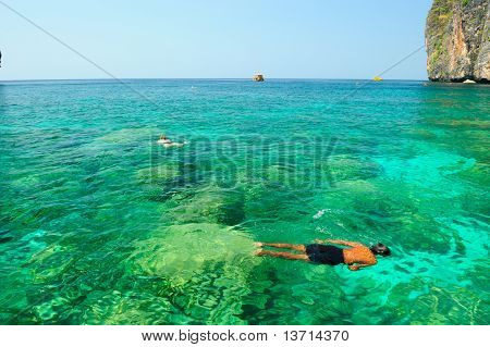 Onnea Sukellus Pinja Bay (tai Maya Bay)