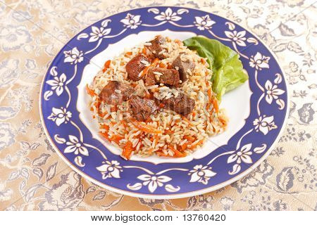 ウズベキスタン国立ディッシュ - plov プレート