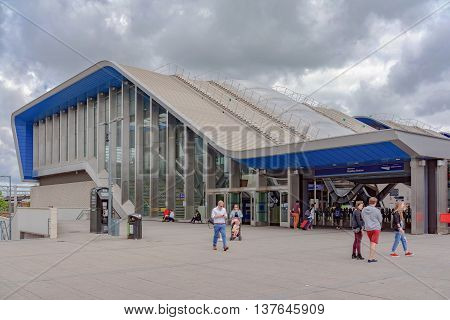 Reading/UK. 3rd July 2016. The newly refurbished northern entrance to Reading station on the Great Western mainline.