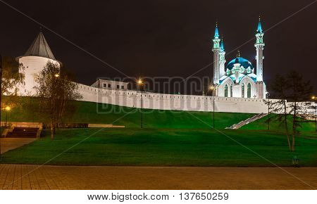 Kazan Kremlin and Kul Sharif mosque at night. View from Millennium Square