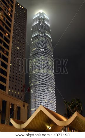 香港香港夜の時間の高層ビル