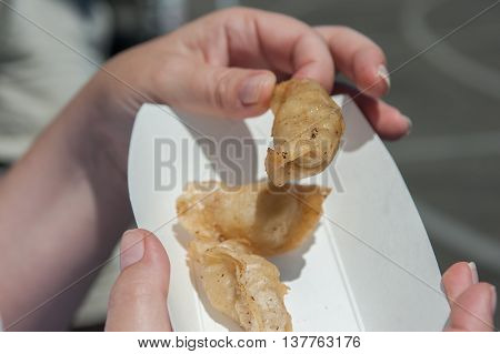 Japanese potsticker dumpling is ready to eat.