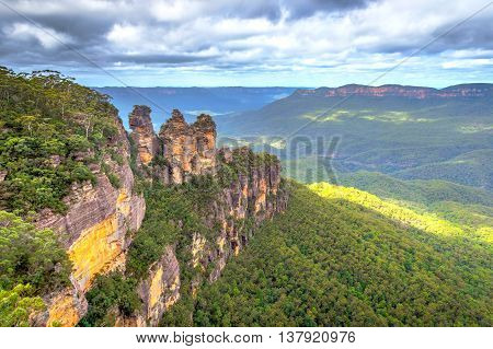 Three Sisters In Blue Mountains, Australia