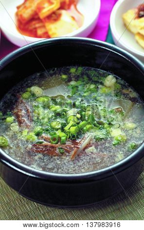traditional Korean food Gomguk 