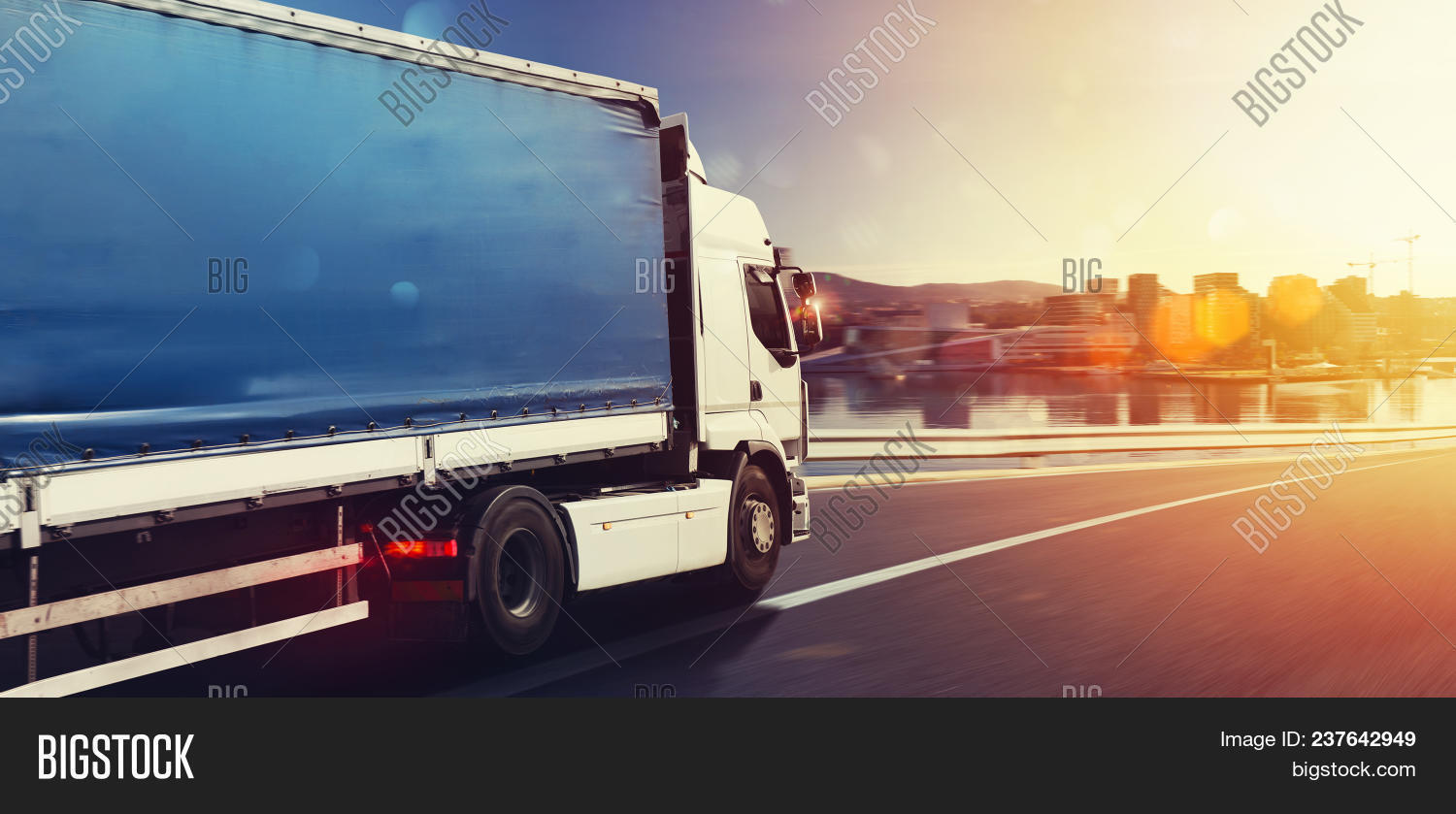 Moving Truck On Image & Photo (Free Trial) | Bigstock