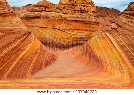 Famous Rock Formation In Pariah Canyon - Arizona Wave. Vermilion Cliffs National Monument In Arizona