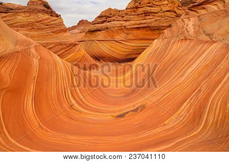 Famous Rock Formation In Pariah Canyon - Arizona Wave. Vermilion Cliffs National Monument In Arizona