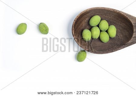 Lotus Seed Or Lotus Nut. The Traditional Chinese And Indian Medicine. Good For Healthy And Can Eat B