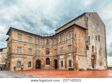 View Of Palazzo Pretorio, A Medieval Building Facing The Scenic Piazza Grande In Gubbio, Umbria, Cen