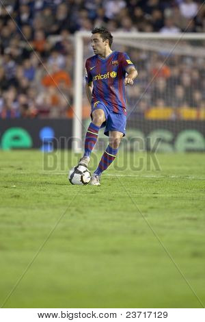 VALENCIA - 17 oktober: Xavi af Barcelona FC i aktion på spansk fodbold ligakamp Valencia C.F. 