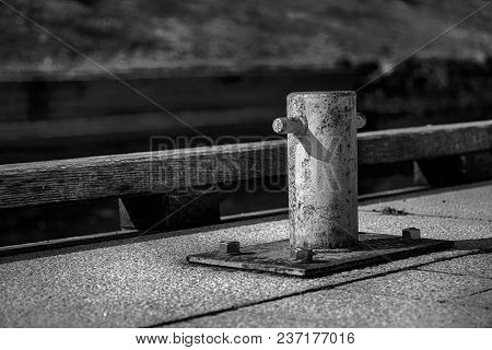 Mooring Bollard For River Boat, Steel Post For Moorings.