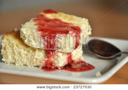 Budino dolce sulla piastra
