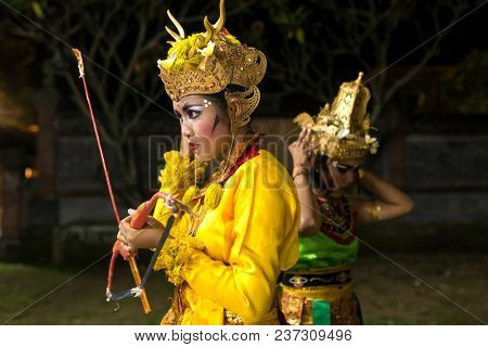 Ubud, Indonesia - August 8, 2016: Unidentified balinese artists preparing for traditional Kecak Fire Dance ceremony in Hindu temple on Bali, Indonesia