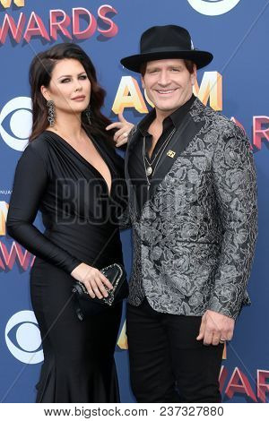 LAS VEGAS - APR 15:  Morgan Petek, Jerrod Niemann at the Academy of Country Music Awards 2018 at MGM Grand Garden Arena on April 15, 2018 in Las Vegas, NV