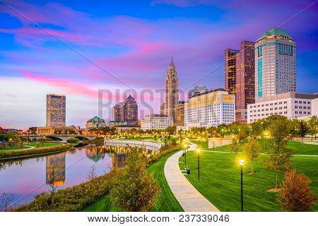 Columbus, Ohio, USA skyline on the Scioto River.