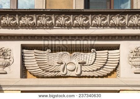 The Decoration Of Residential House On Ligovsky Avenue In Saint-petersburg