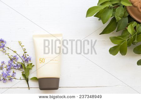 Sunscreen Cream Spf50 For Skin Face Accessories For Lifestyle Woman In Summer